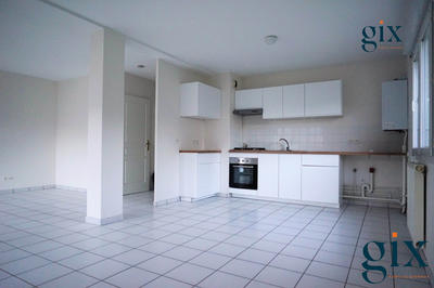 Appartement - 79 m² - 3 pièces