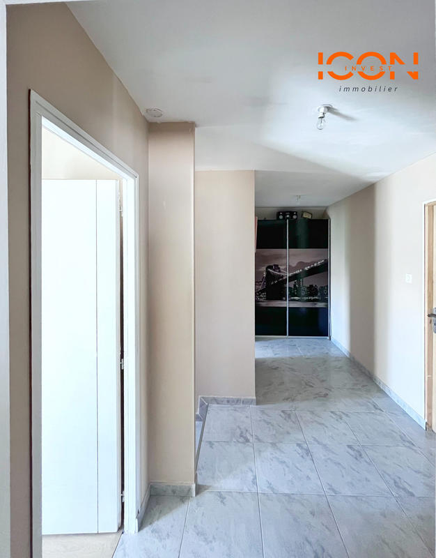 Maison contemporaine - 135 m² - 7 pièces