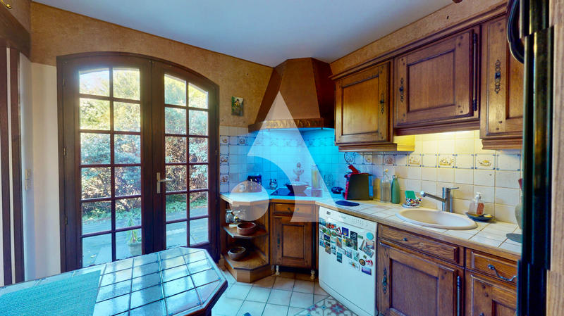 Maison - 103 m² - 7 pièces