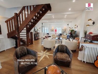 Maison - 400 m² - 13 pièces