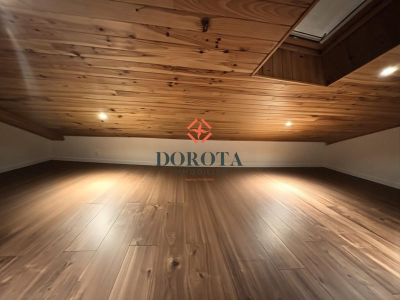 Duplex - 66 m² - 4 pièces