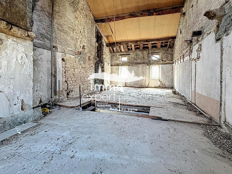 Local commercial - 200 m²