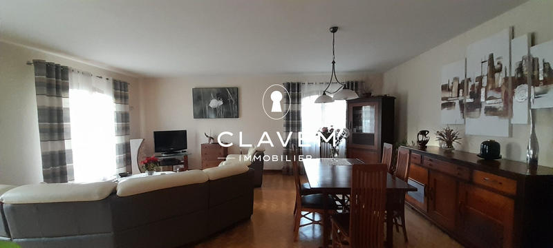 Maison traditionnelle - 144 m² - 5 pièces