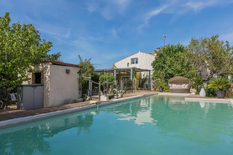 Maison - 180 m² - 7 pièces