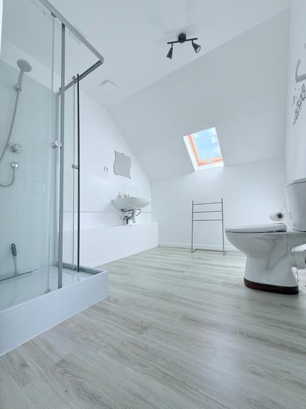 Maison - 450 m² - 16 pièces