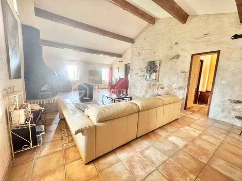 Appartement - 285 m² - 14 pièces