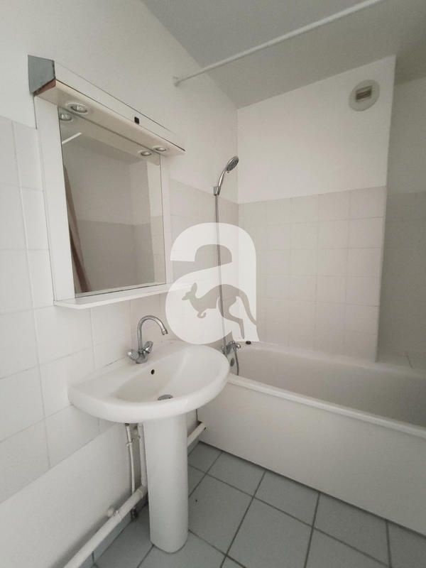 Appartement - 57 m² - 2 pièces