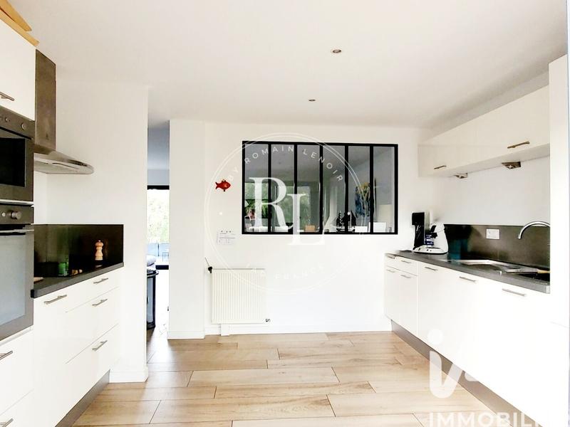 Maison - 145 m² - 6 pièces