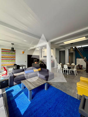 Appartement - 202 m² - 5 pièces