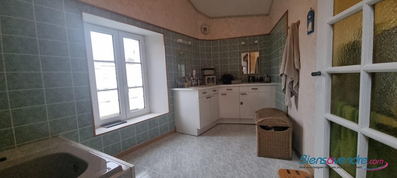 Maison ancienne - 190 m² - 5 pièces