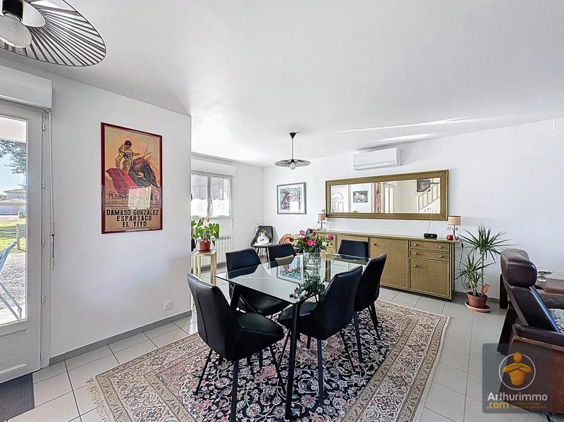 Maison - 90 m² - 3 pièces