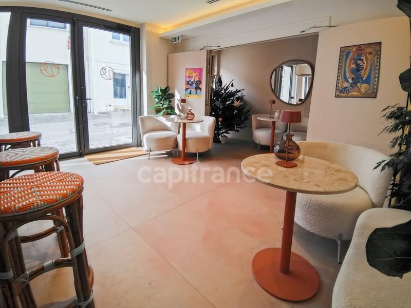 Fonds de commerce - 200 m²