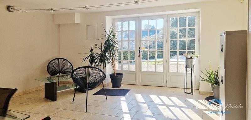 Propriété - 390 m² - 12 pièces