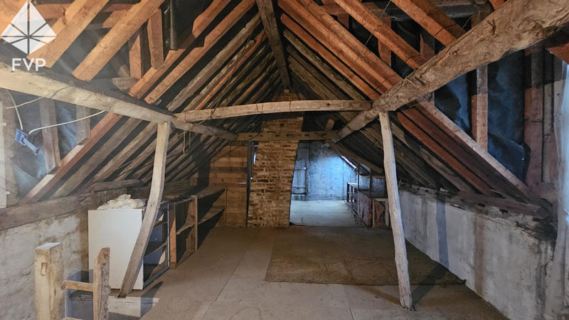 Maison - 95 m² - 6 pièces