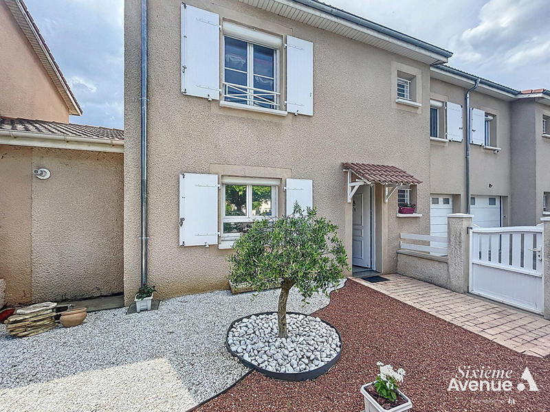 Maison - 111 m² - 6 pièces