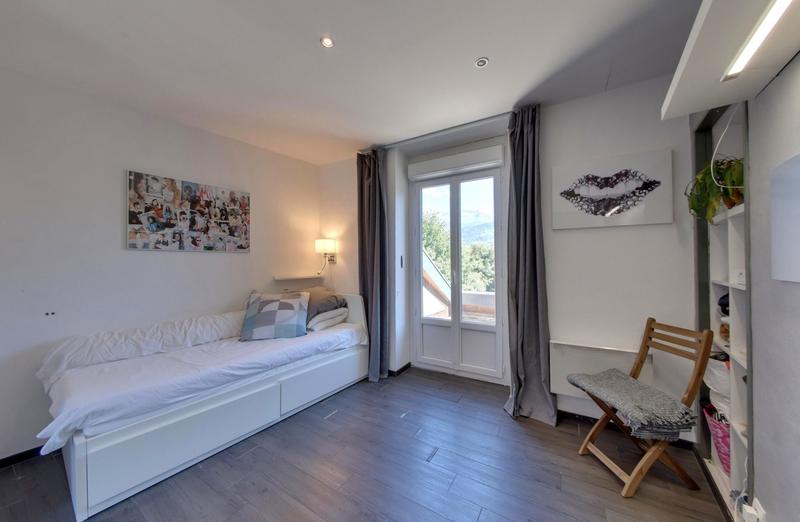 Maison traditionnelle - 133 m² - 7 pièces