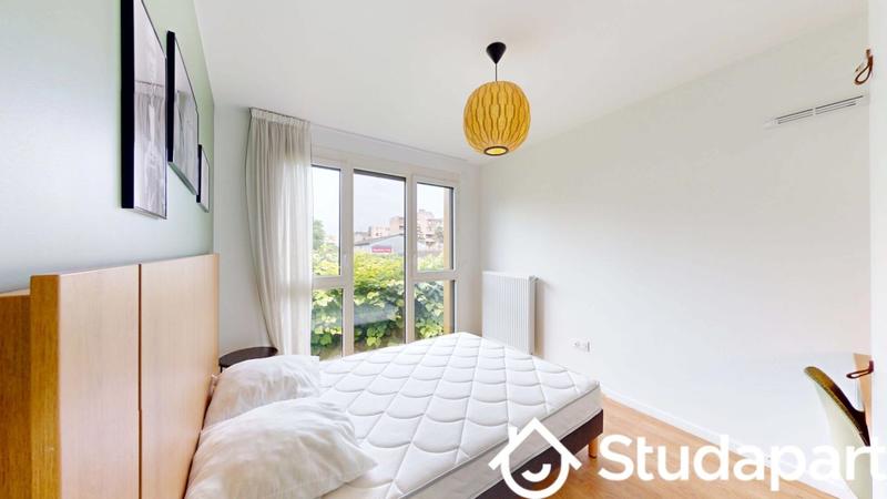 Chambre - 55 m² - 1 pièce