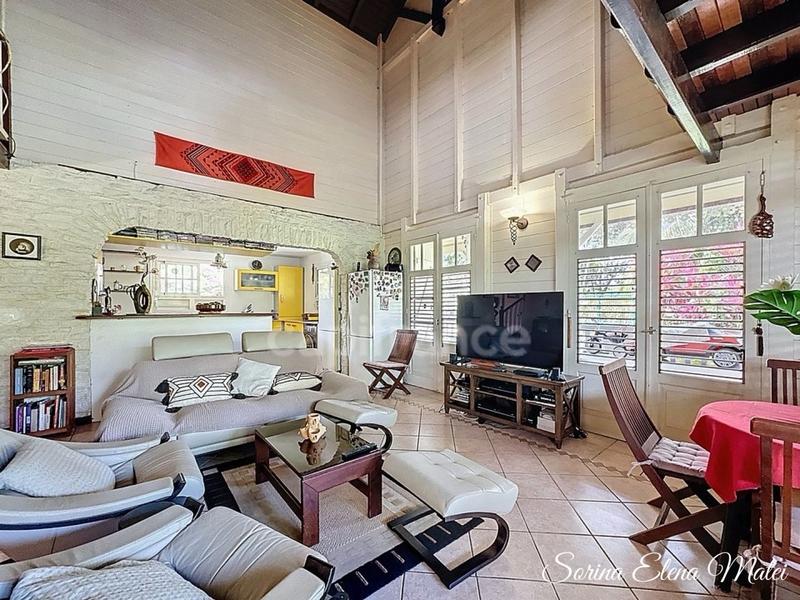 Maison - 150 m² - 6 pièces