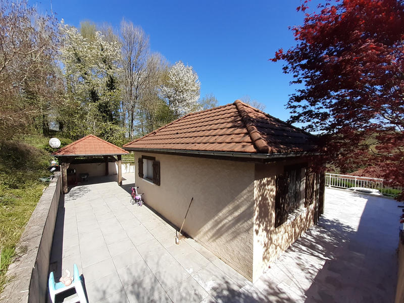 Maison - 157 m² - 6 pièces