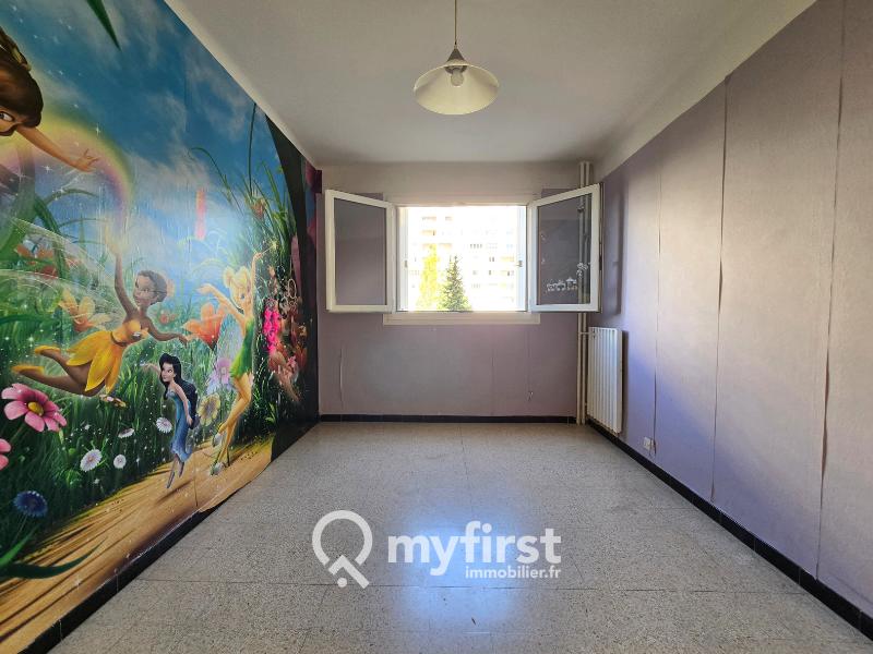 Appartement - 70 m² - 4 pièces