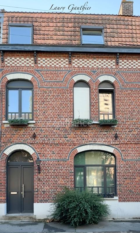 Maison bourgeoise - 175 m² - 6 pièces