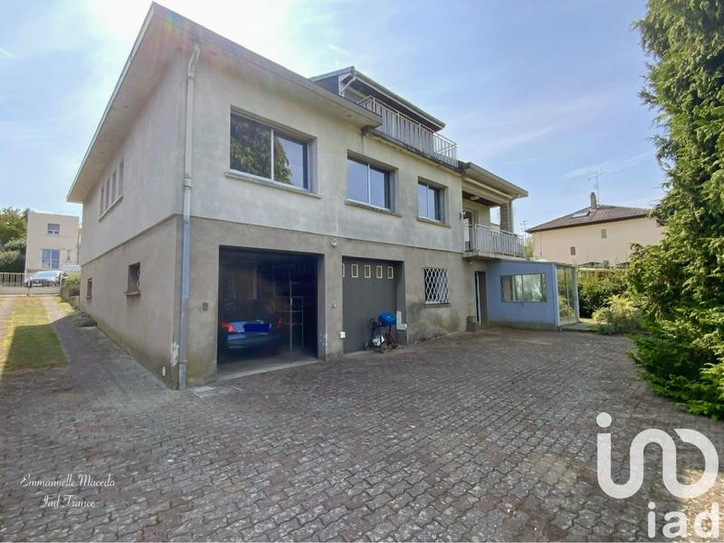 Maison - 170 m² - 8 pièces