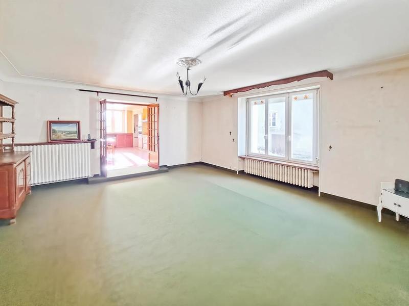 Maison - 200 m² - 8 pièces