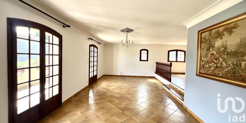 Maison - 192 m² - 6 pièces