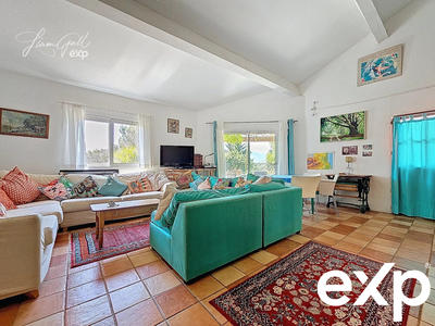 Villa - 144 m² - 5 pièces