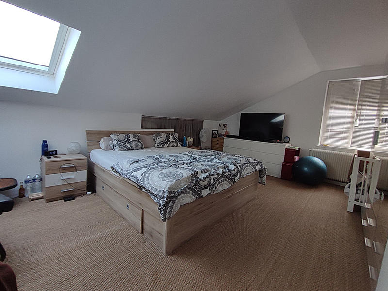 Maison - 102 m² - 5 pièces