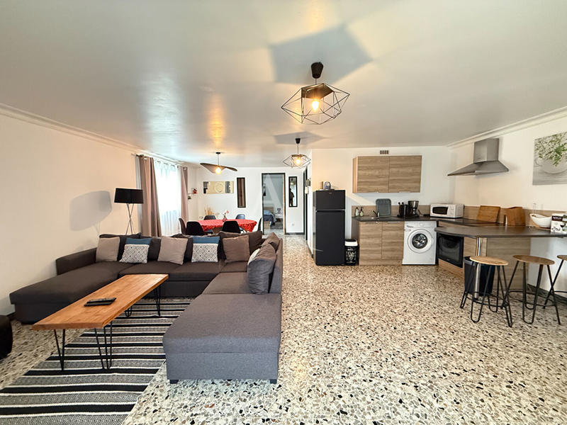 Maison - 339 m² - 11 pièces