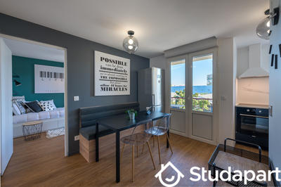 Chambre - 12 m² - 1 pièce