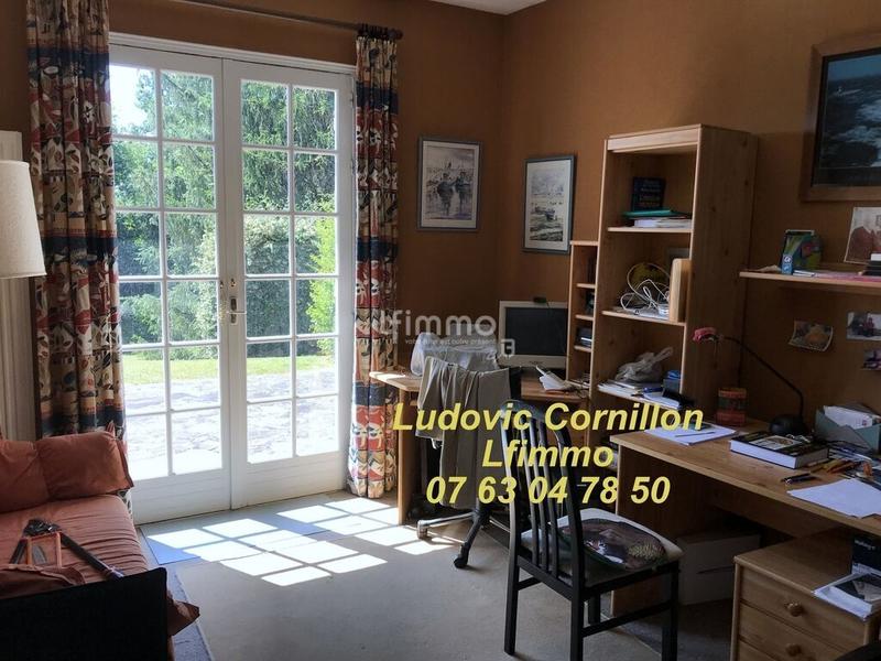 Maison - 207 m² - 11 pièces