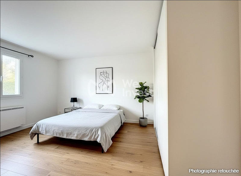 Maison traditionnelle - 230 m² - 9 pièces