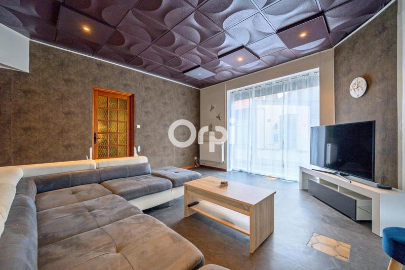 Maison - 122 m² - 6 pièces