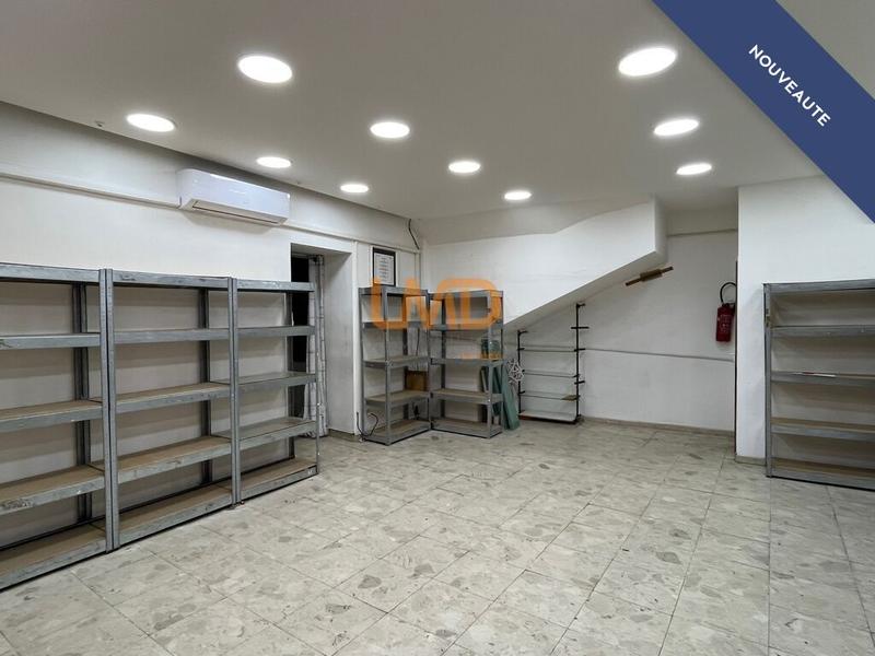 Local commercial - 96 m² - 2 pièces