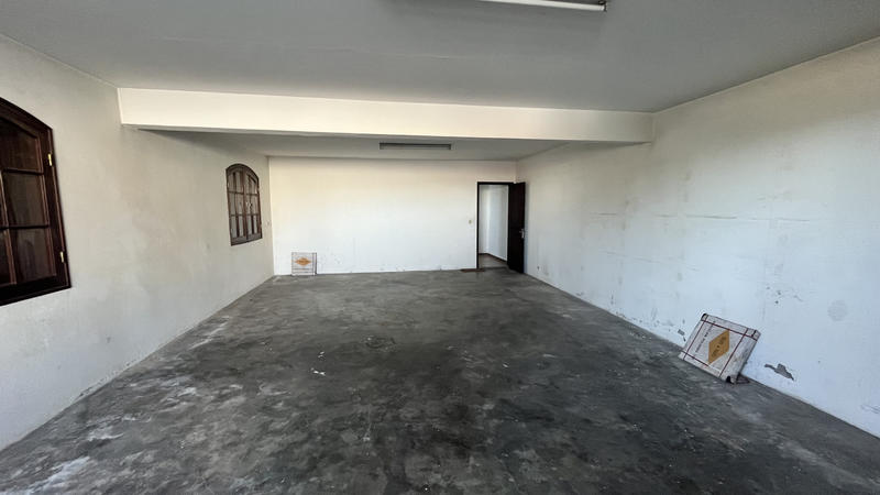 Villa - 282 m² - 8 pièces