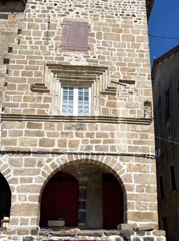 Maison de village - 125 m² - 4 pièces