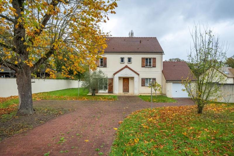 Maison - 143 m² - 6 pièces