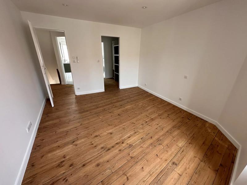 Maison - 93 m² - 4 pièces