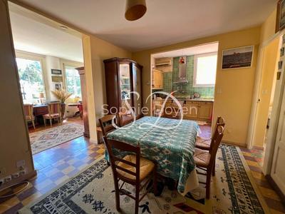 Maison - 122 m² - 7 pièces