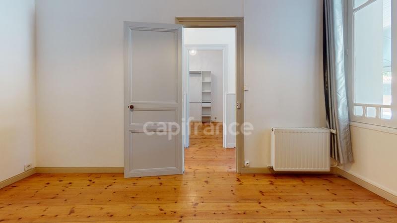 Maison - 179 m² - 7 pièces