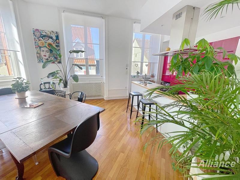 Appartement - 87 m² - 3 pièces