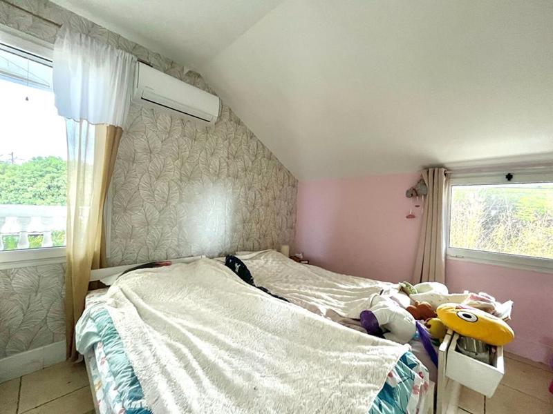 Maison - 170 m² - 5 pièces