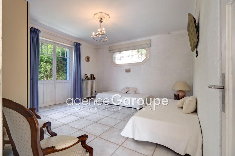 Maison - 225 m² - 6 pièces