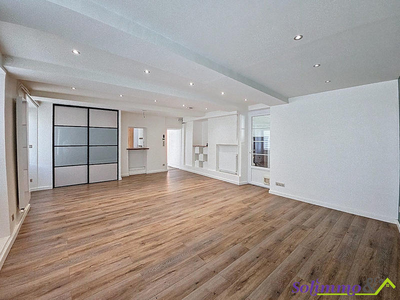 Maison - 103 m² - 4 pièces