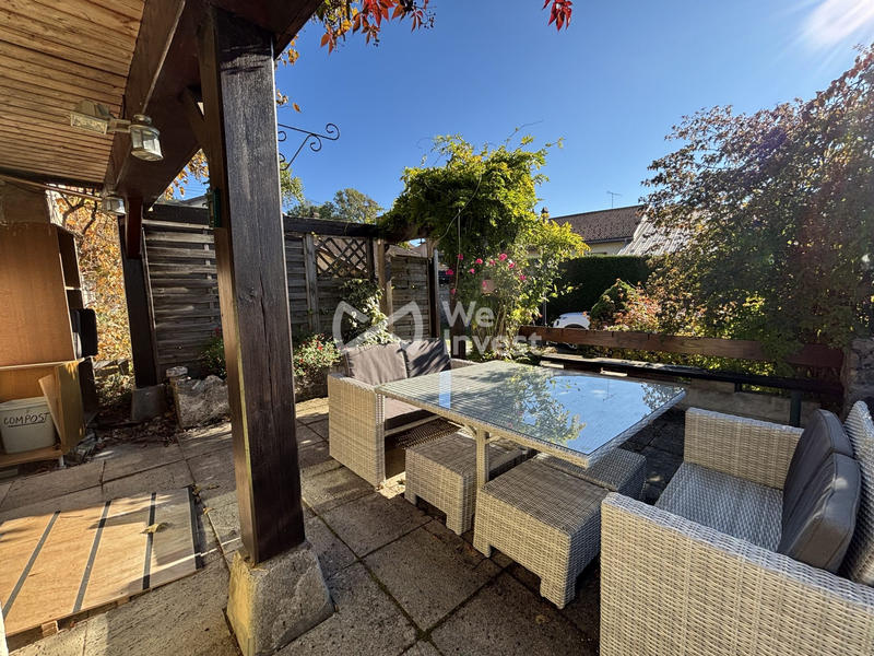 Maison - 300 m² - 9 pièces