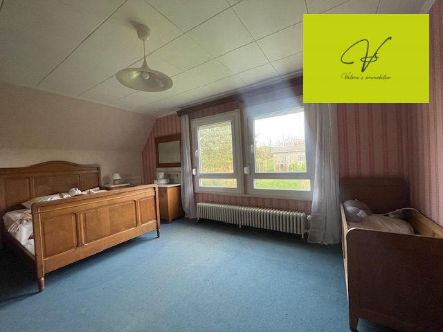 Maison - 187 m² - 8 pièces