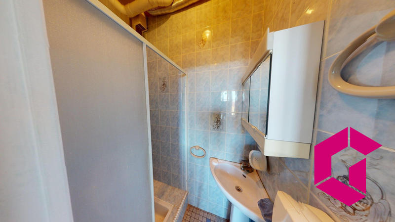 Maison - 131 m² - 8 pièces