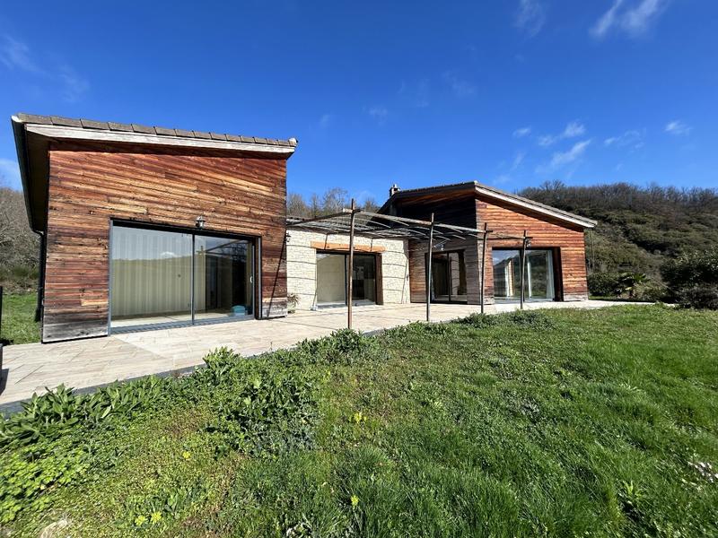 Maison de campagne - 170 m² - 4 pièces